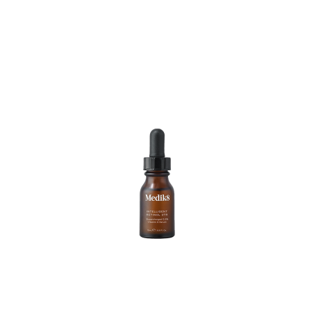 Medik8 Intelligent Retinol 0,3% 15 ml | Cosmética | Farmaelglobo Medik8 Intelligent Retinol 0,3% 15 ml | Cosmética | Farmaelglobo