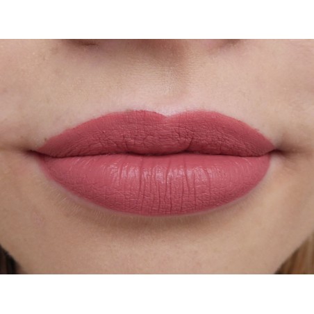 The Balm Meet Matte Hughes COMMITED Labial | The Balm | Farmaelglobo